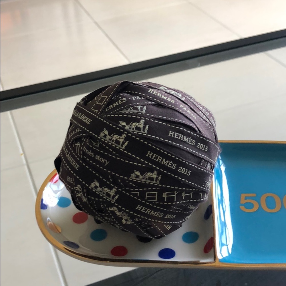 Hermes ribbon ball